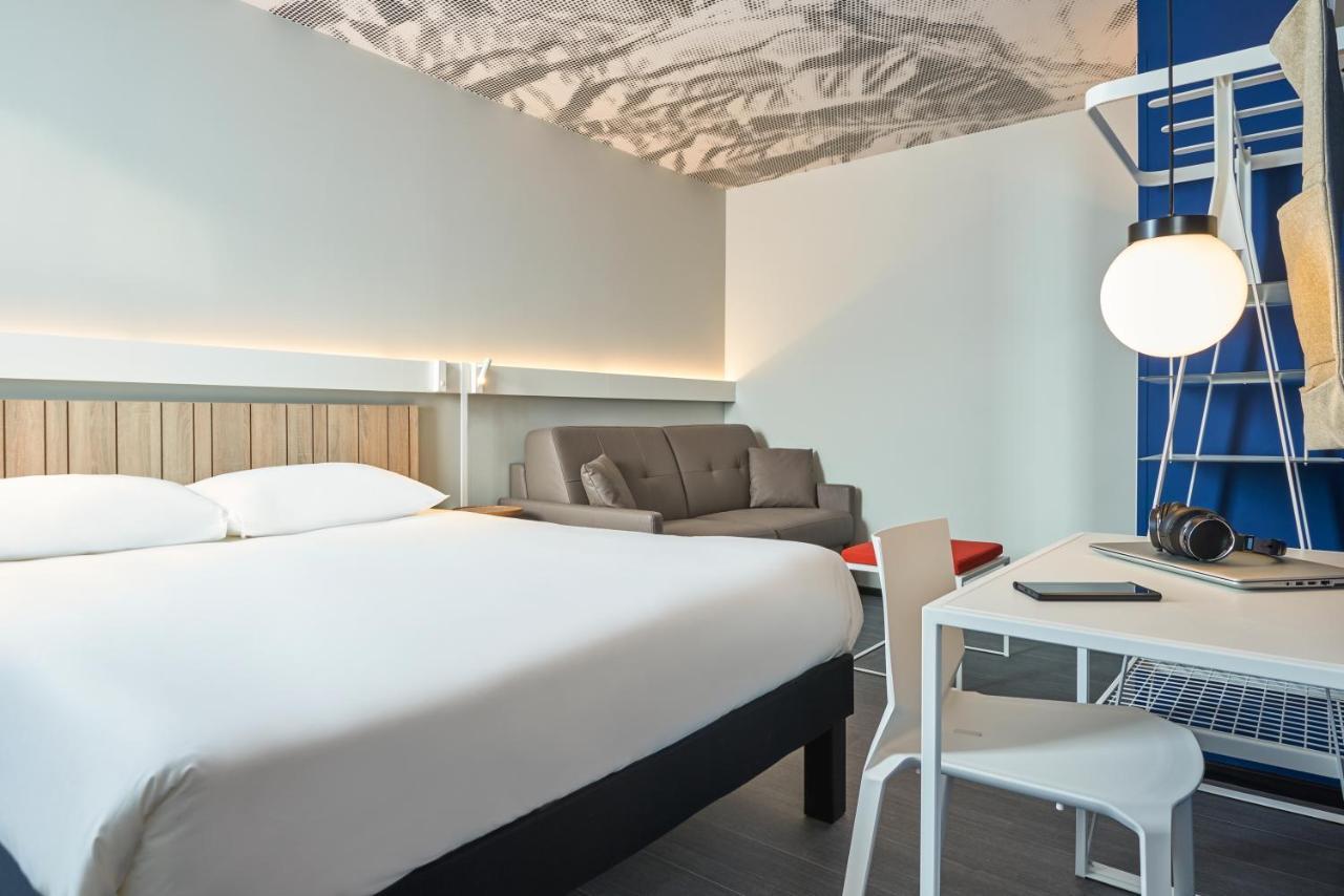 Hotel Ibis Paris Nation Davout Exterior foto