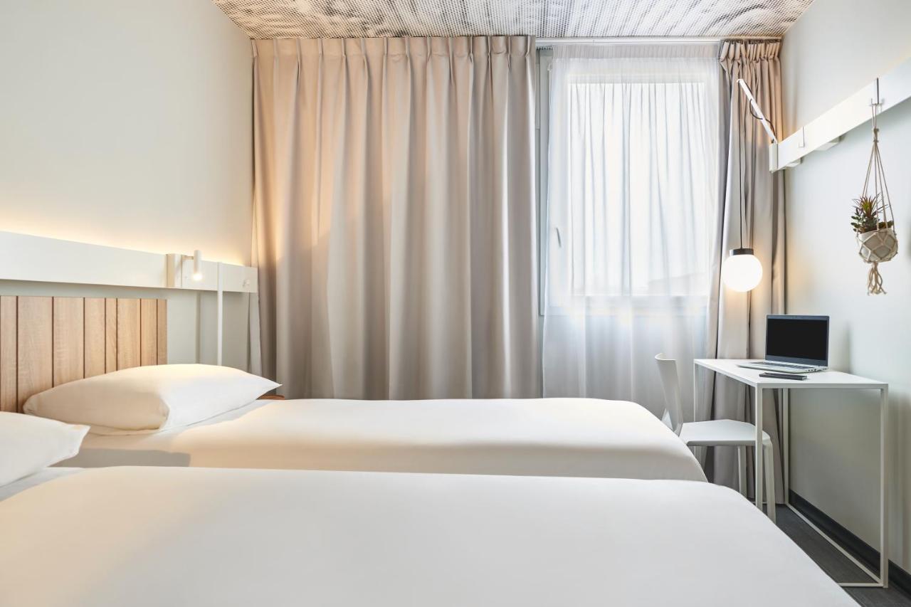 Hotel Ibis Paris Nation Davout Exterior foto