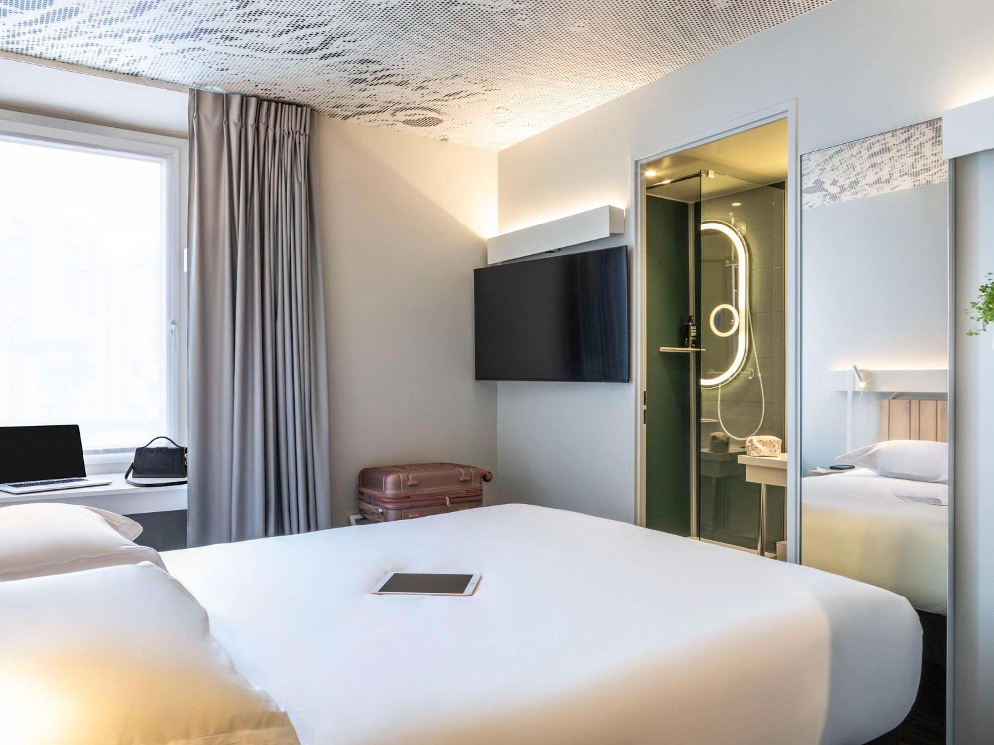 Hotel Ibis Paris Nation Davout Exterior foto