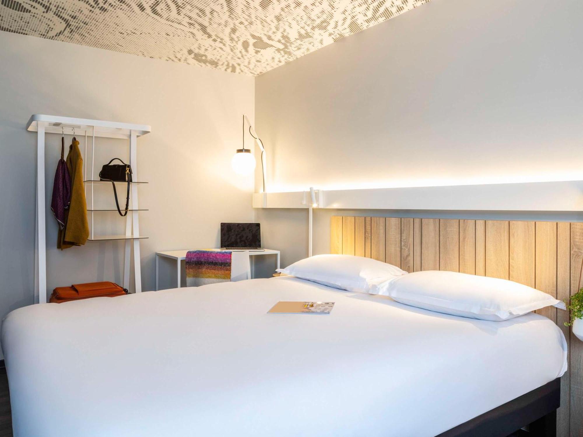 Hotel Ibis Paris Nation Davout Exterior foto